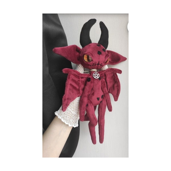 Domi Crush Plush